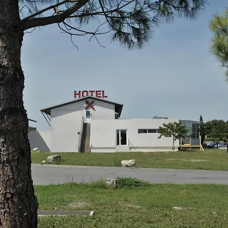Relais De Otel Barbezieux-Saint-Hilaire
