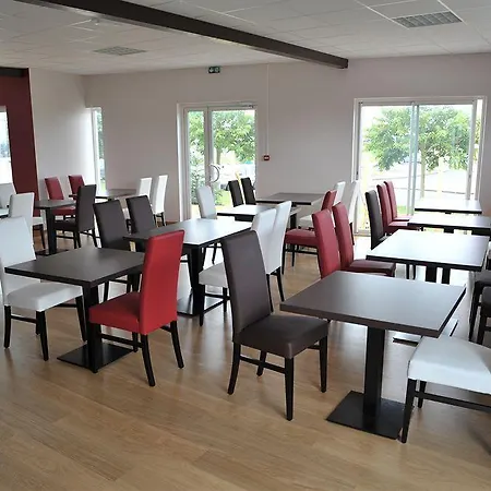 Relais De 2* Barbezieux-Saint-Hilaire